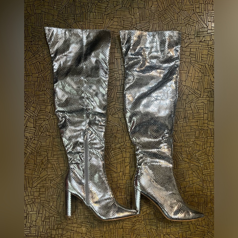 New York & Company Silver Metallic Knee-High Heeled Boots